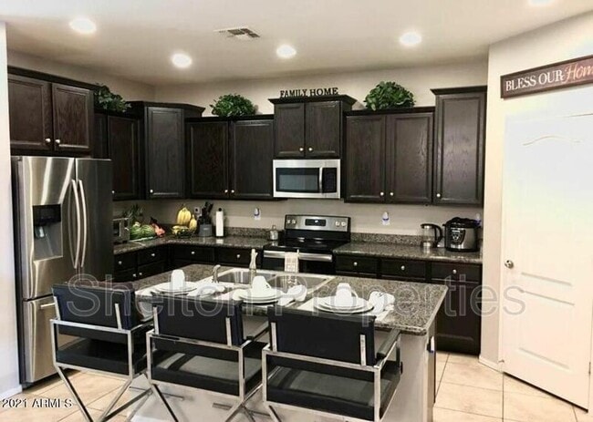 Building Photo - 3831 S 185th Ln