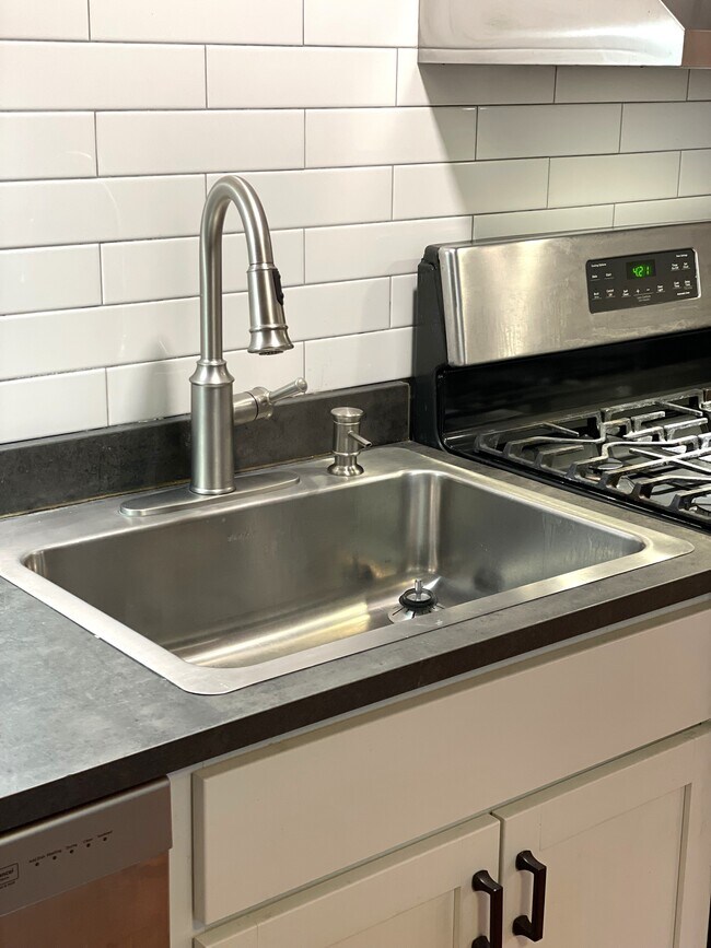 Floorplan - 1899 Selby Avenue