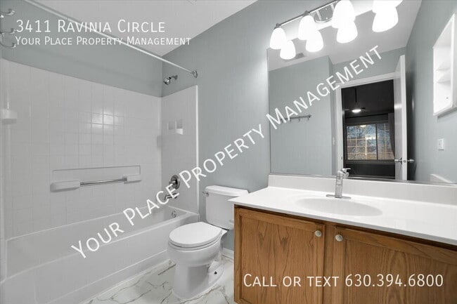 Building Photo - 3411 Ravinia Cir