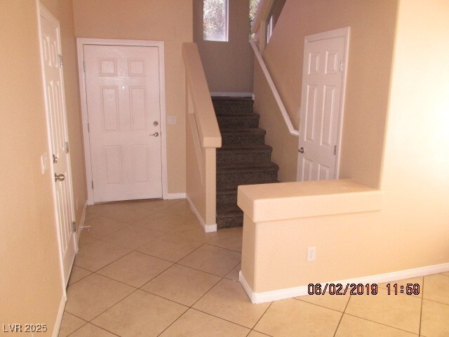 Building Photo - 5620 Anticipation Ct