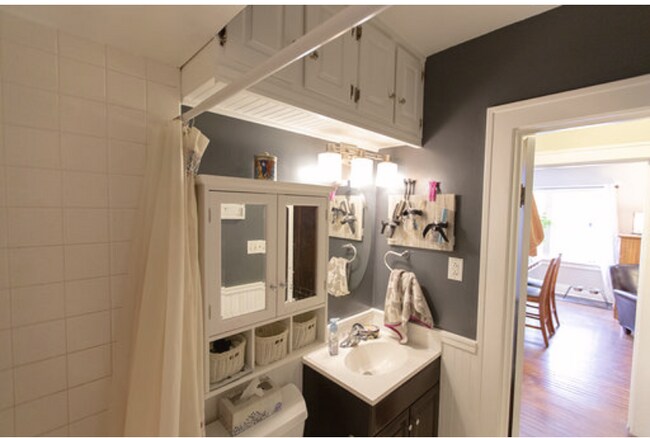 Building Photo - 724 South 5th Street