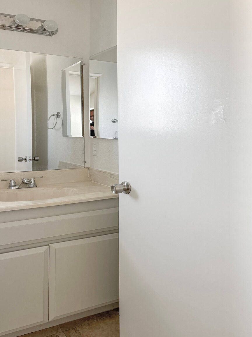 Building Photo - 4745 Karling Pl