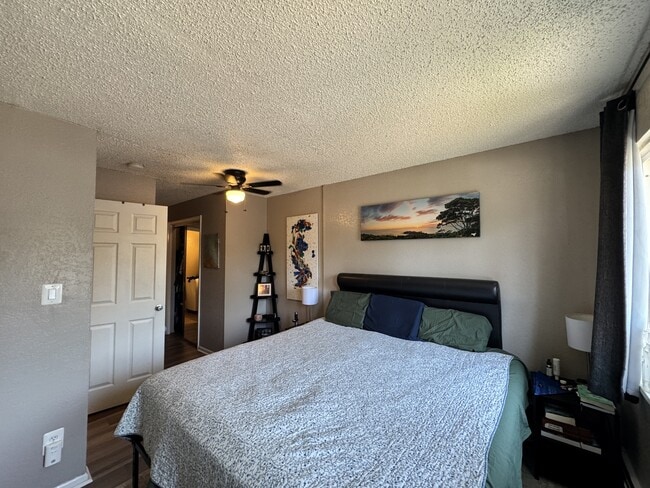 Building Photo - 857 S Van Gordon Ct