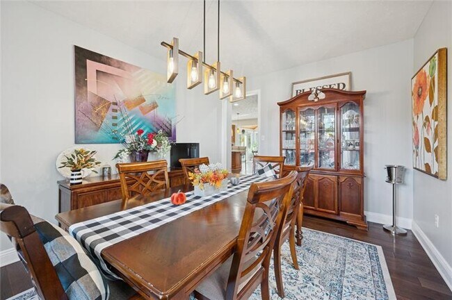 Building Photo - 1005 Autumn Woods Dr