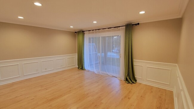 Building Photo - 2765 S Cedar Glen Dr