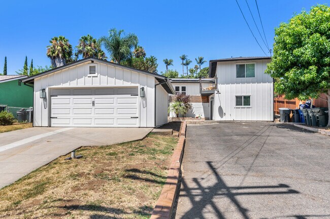 Building Photo - 246 Copper Ave