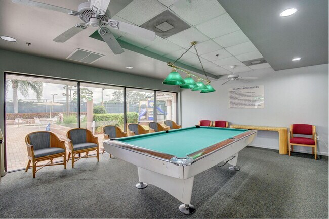 Building Photo - 208 Caribe Ct