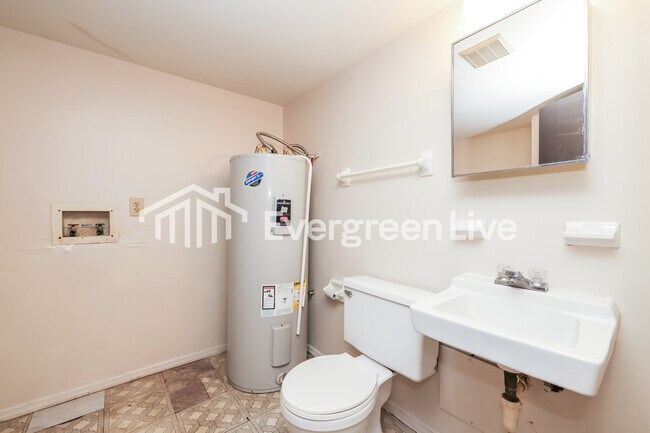 Building Photo - 8064 Mt Everest St