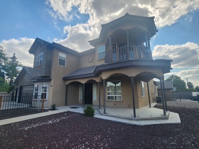 Primary Photo - 2331 Calloway Dr