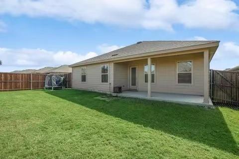 Building Photo - 829 English Dr