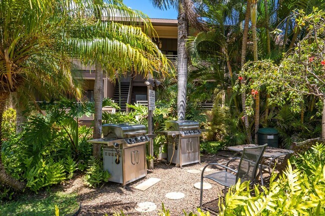 Building Photo - Fully Furnished, 1 Bed/1 Bath, Kihei Bay Vista with Pool