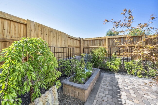 Building Photo - 2958 Saddle Peak Dr