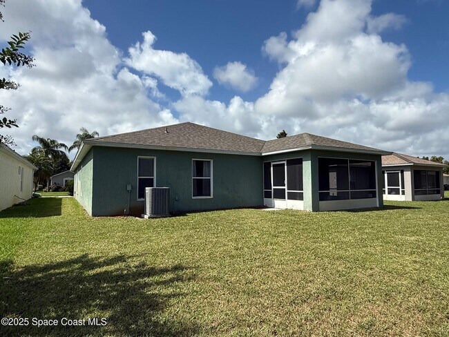 Building Photo - 209 Grand Preserve Way