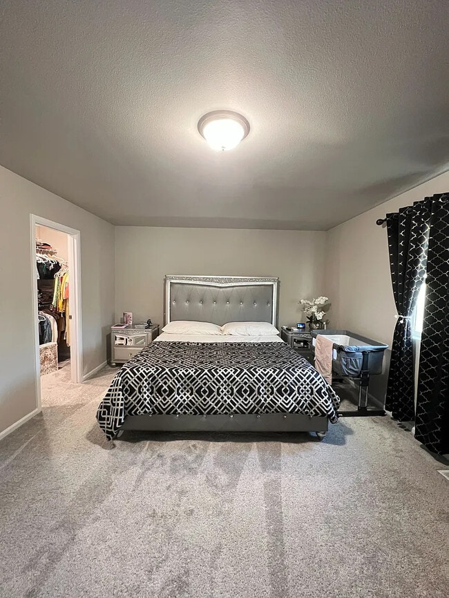 Building Photo - 3742 80th Ave NE