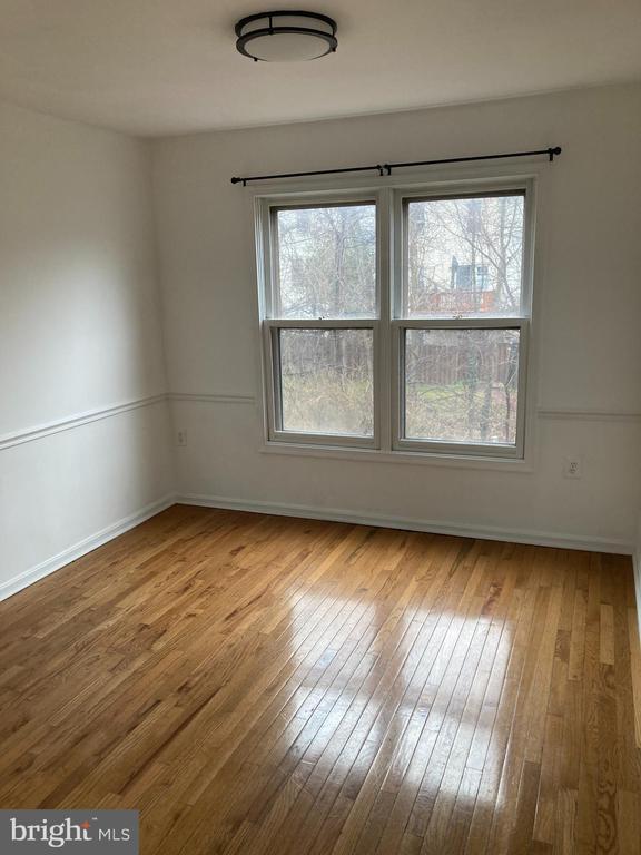 Building Photo - 14193 Royal Oak Ln