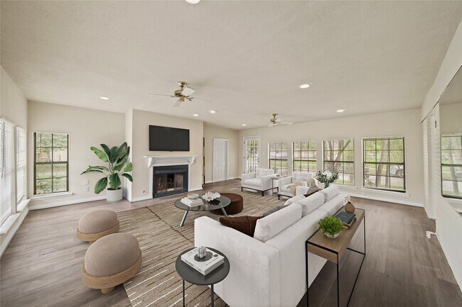 Building Photo - 8302 Braeburn Valley Dr