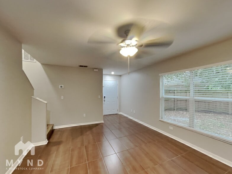 Building Photo - 6119 Sand Key Ln