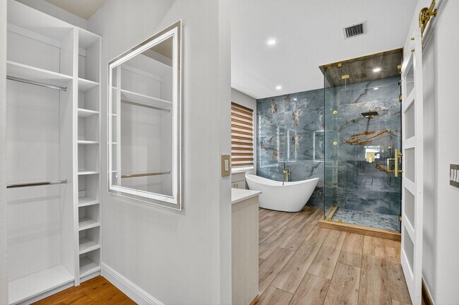 Building Photo - 9551 Barletta Winds Point