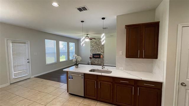 Building Photo - 12417 Sunrise Dr