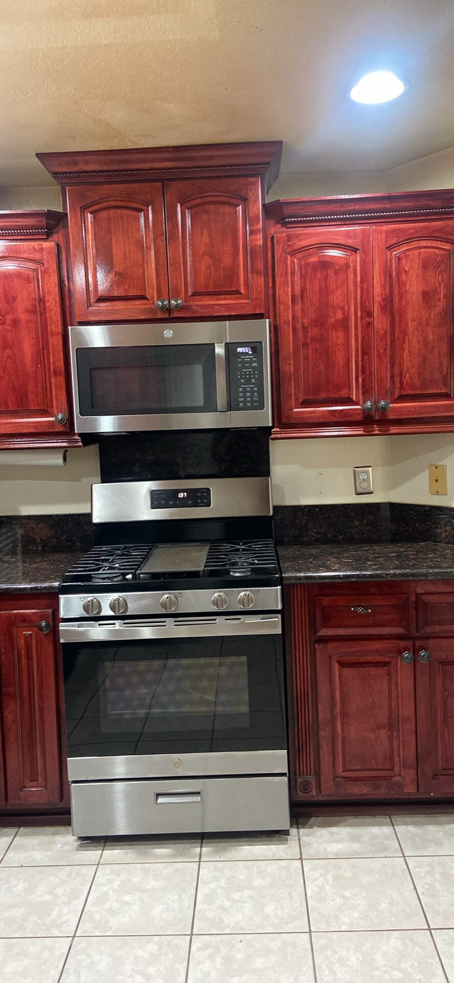 Building Photo - 14639 Appian Way