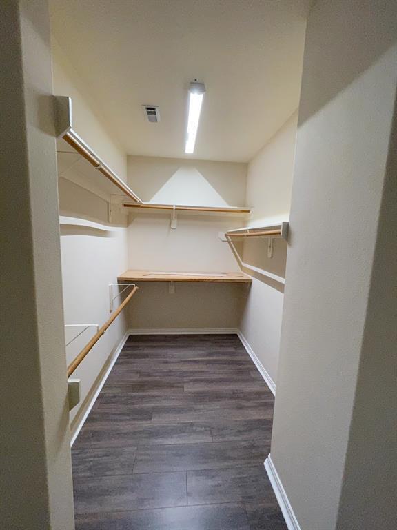 Building Photo - 2516 Brittany Lakes Dr