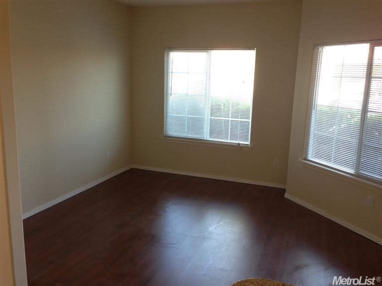 Building Photo - 4200 E Commerce Way