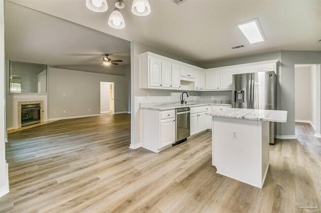 Building Photo - 9144 Sebring Dr