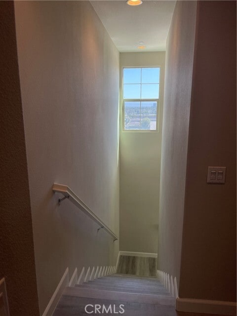 Building Photo - 1895 N Orizaba Ave