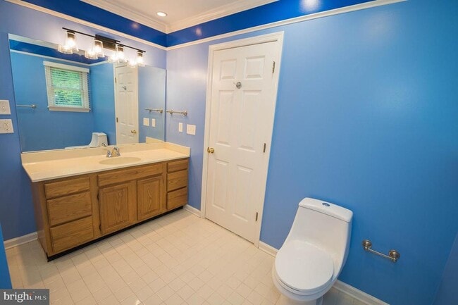 Building Photo - 5482 Royal Mile Blvd