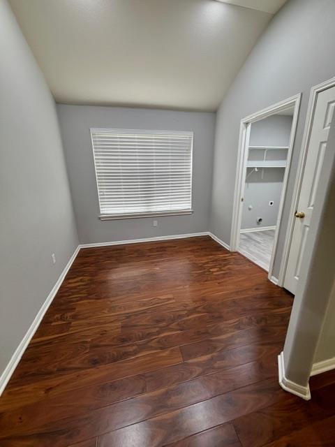 Building Photo - 708 Ranier Ln