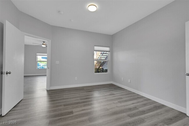 Building Photo - 7255 W Sunset Rd