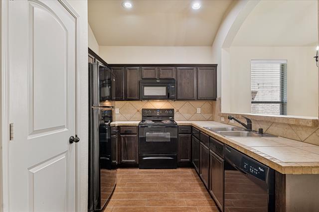 Building Photo - 345 Orbit Dr