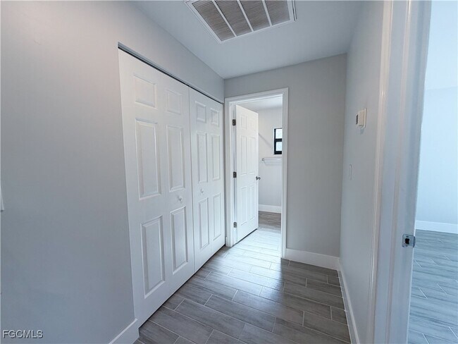 Building Photo - 3716 SW 16th Pl