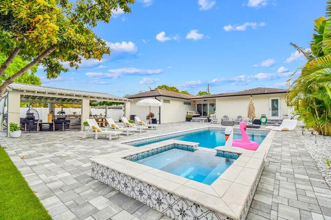 Building Photo - 1107 W Braddock St