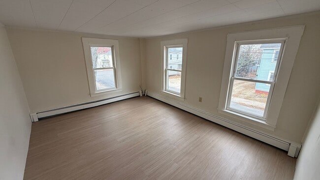 Primary Photo - 3-5 Durrell Street