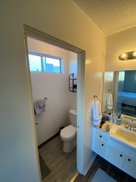 master bathroom - 1342 10th St