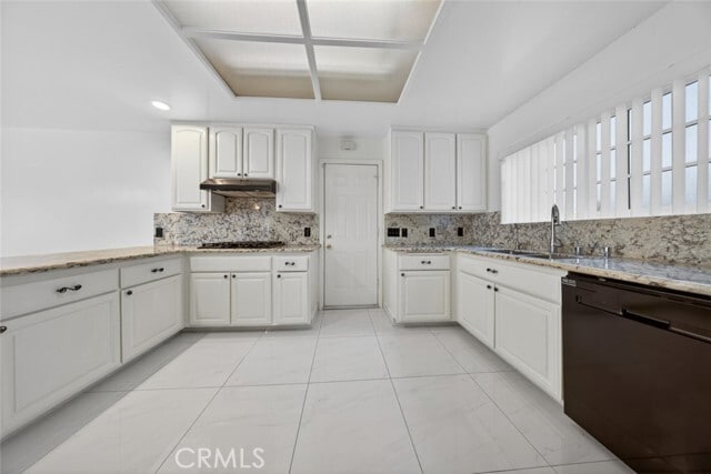 Building Photo - 2255 E Chevy Chase Dr