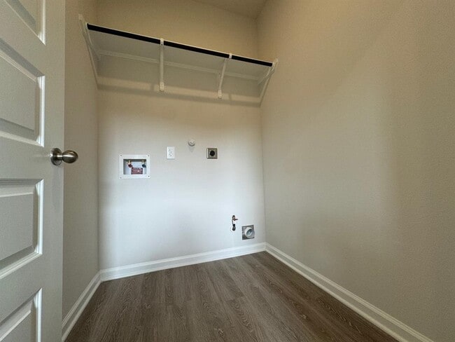 Building Photo - 27395 Axis Deer Trl