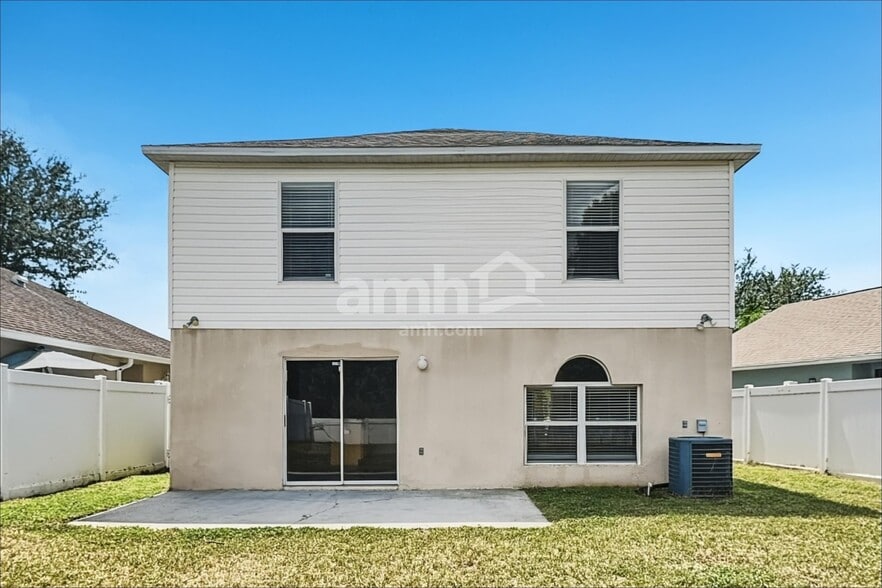 Building Photo - 10421 Opus Dr