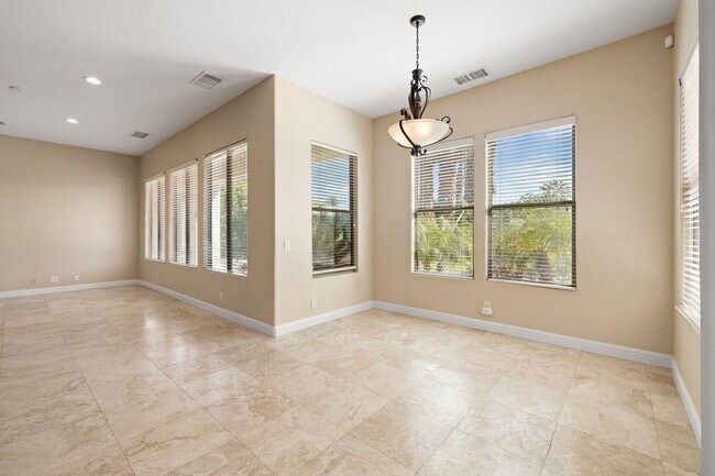 Building Photo - 49460 Rancho San Francisquito