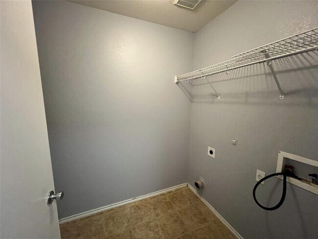 Building Photo - 13501 Marie Ln