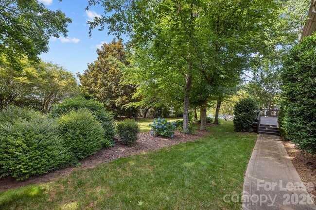 Building Photo - 9205 Woodriver Ln