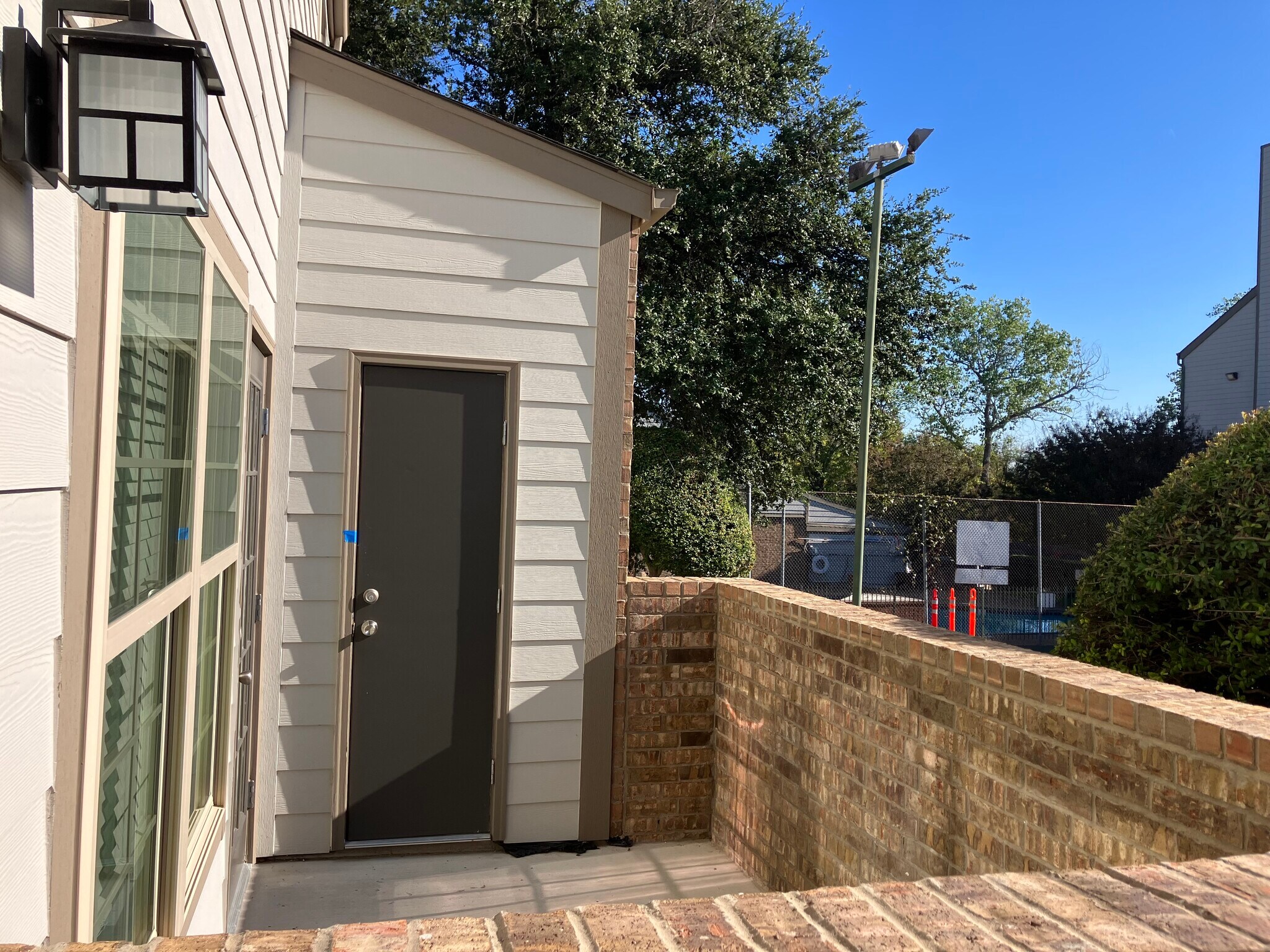 Building Photo - 6108 Abrams Rd