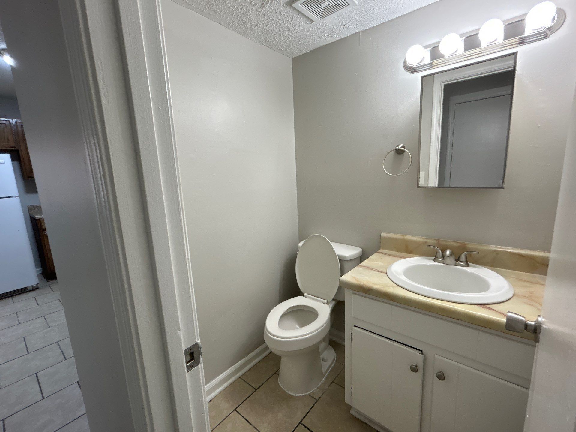 Building Photo - 37 Brianfield Dr