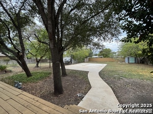 Building Photo - 127 Larchmont Dr