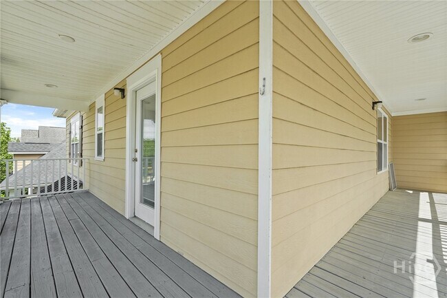 Building Photo - 243 Clearwater Cir