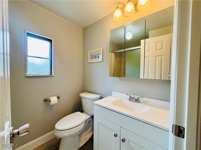 Building Photo - 16091 Siesta Dr