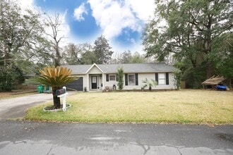 Building Photo - Great Location in Niceville