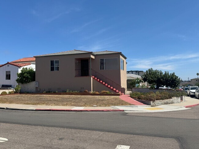 Primary Photo - POINT LOMA HOME 4br-2.0 baths located on l...