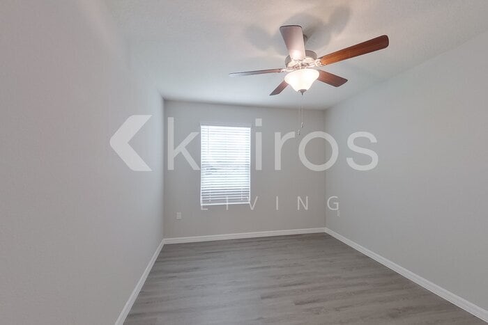 Building Photo - 8590 SW 43rd Ter